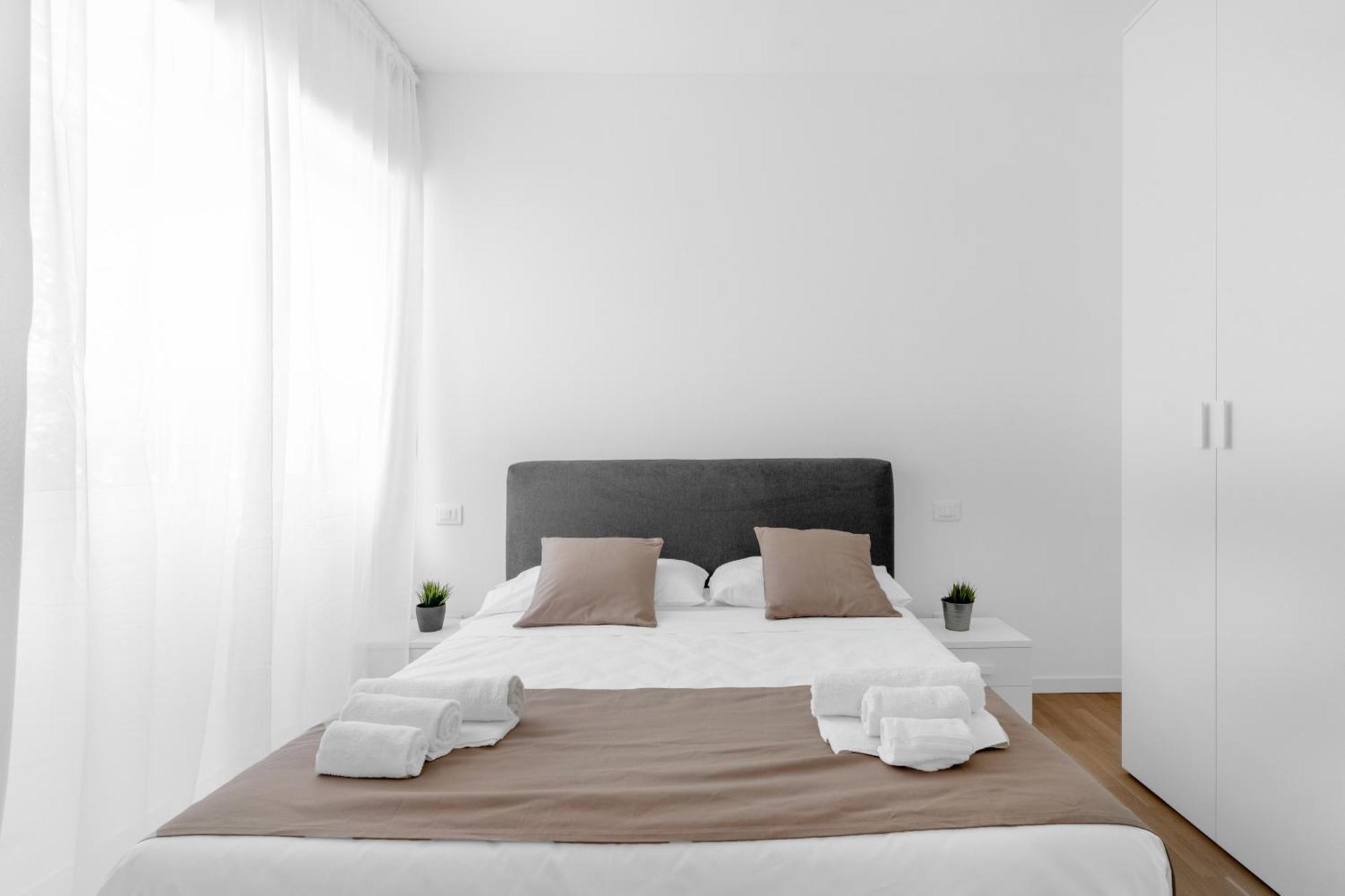 Mi Casa - Appartamento In Ponte Nuovo Mediolan Zewnętrze zdjęcie