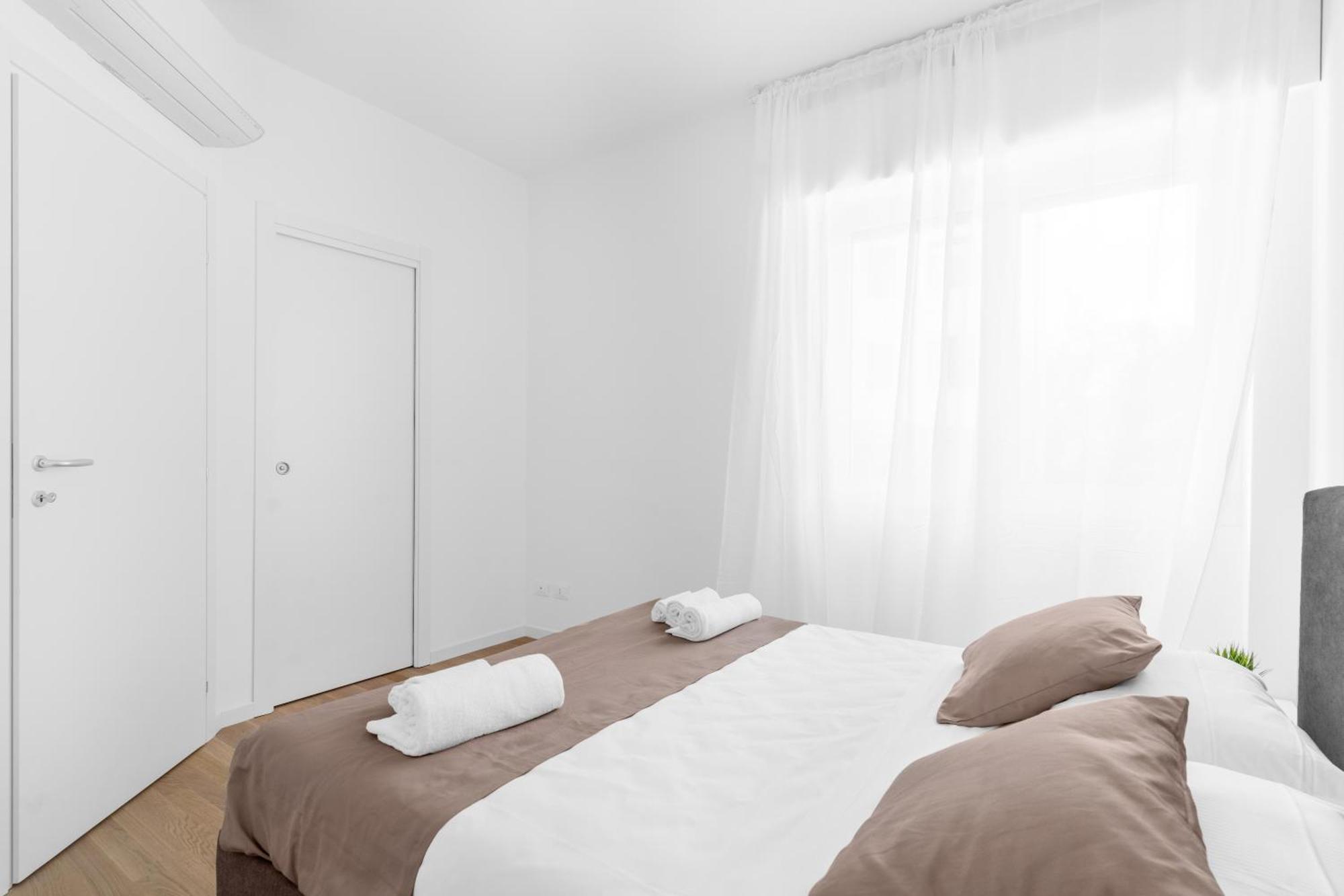 Mi Casa - Appartamento In Ponte Nuovo Mediolan Zewnętrze zdjęcie