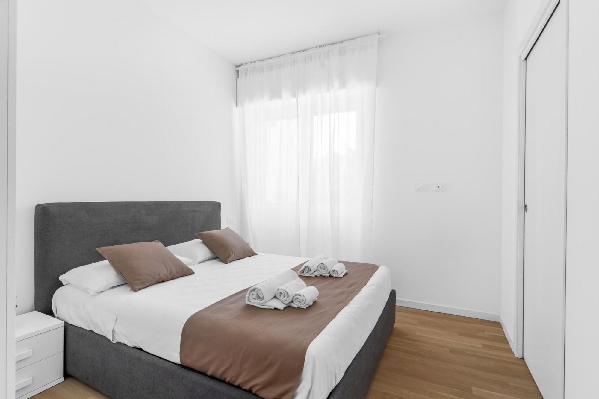 Mi Casa - Appartamento In Ponte Nuovo Mediolan Zewnętrze zdjęcie