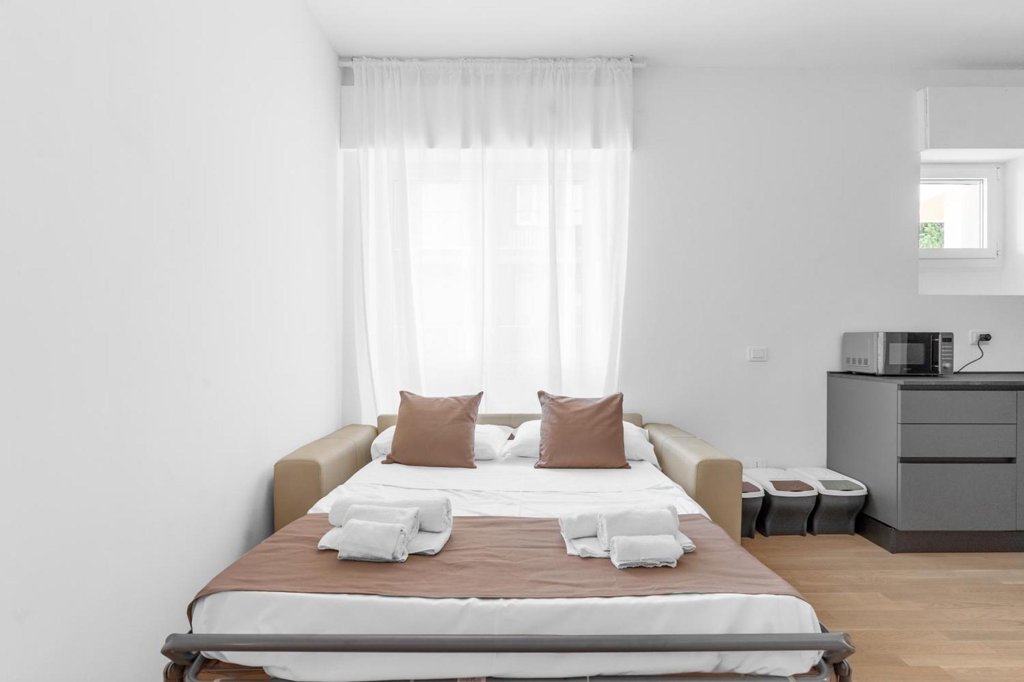 Mi Casa - Appartamento In Ponte Nuovo Mediolan Zewnętrze zdjęcie