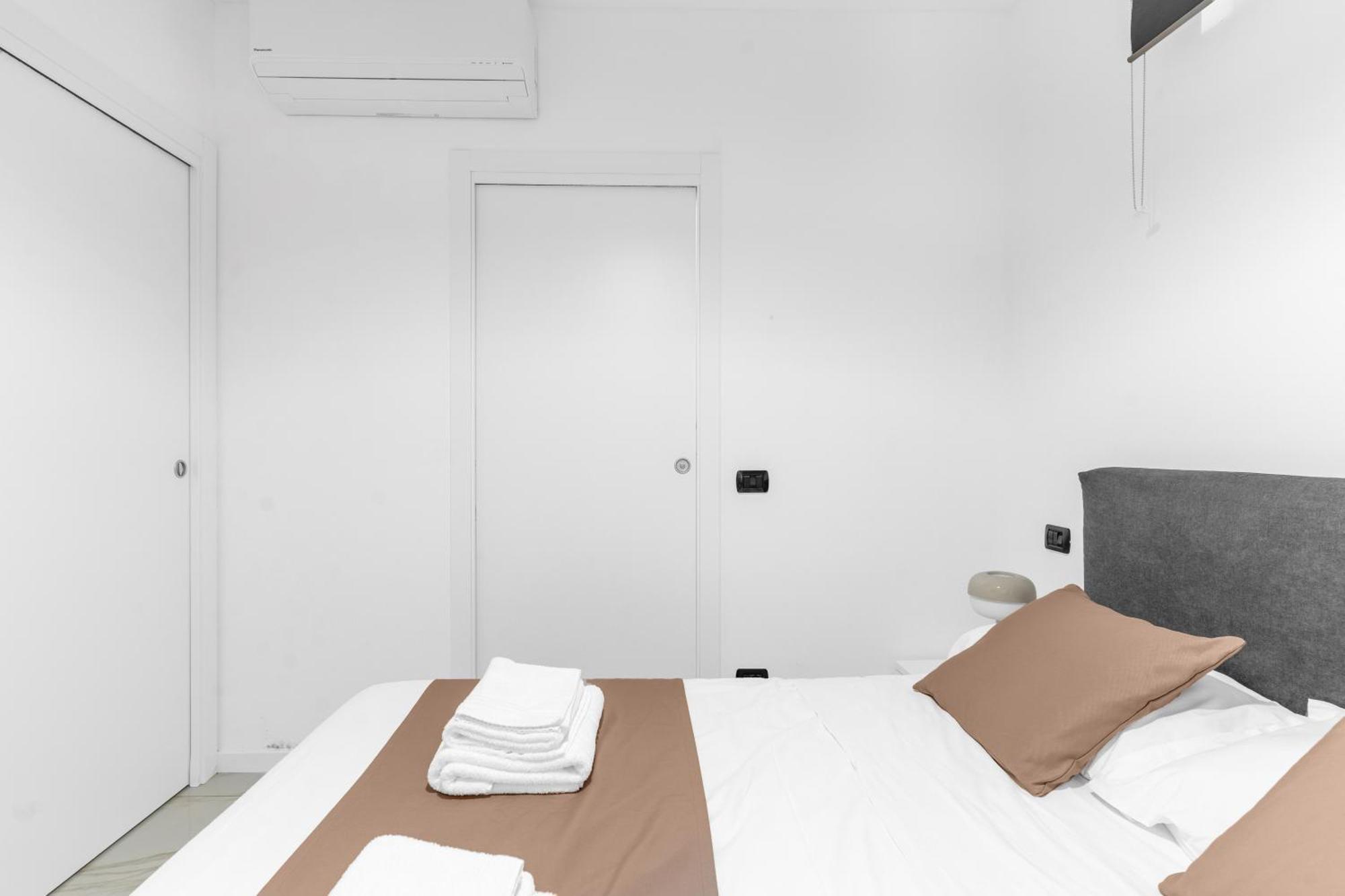 Mi Casa - Appartamento In Ponte Nuovo Mediolan Zewnętrze zdjęcie