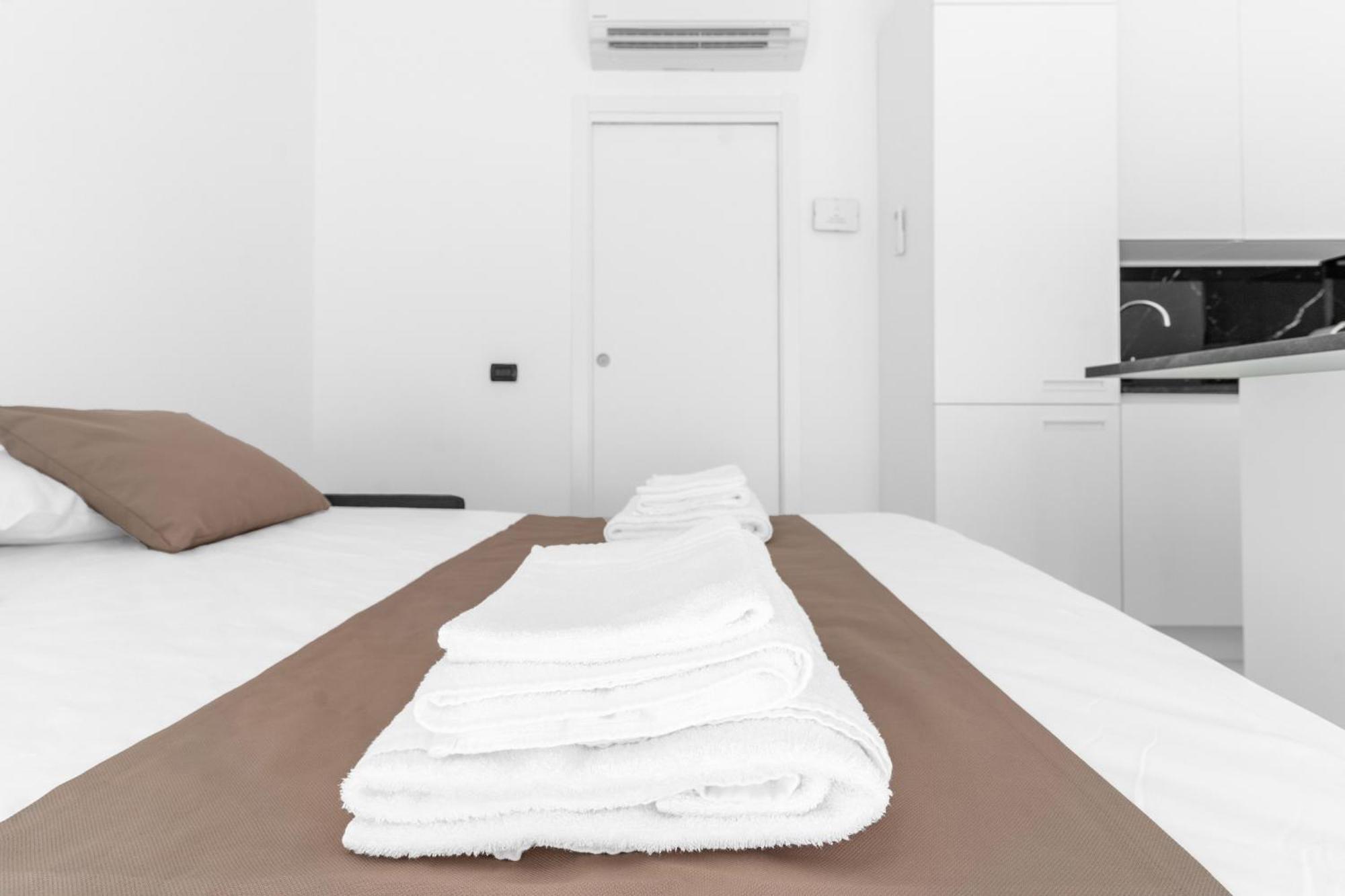 Mi Casa - Appartamento In Ponte Nuovo Mediolan Zewnętrze zdjęcie