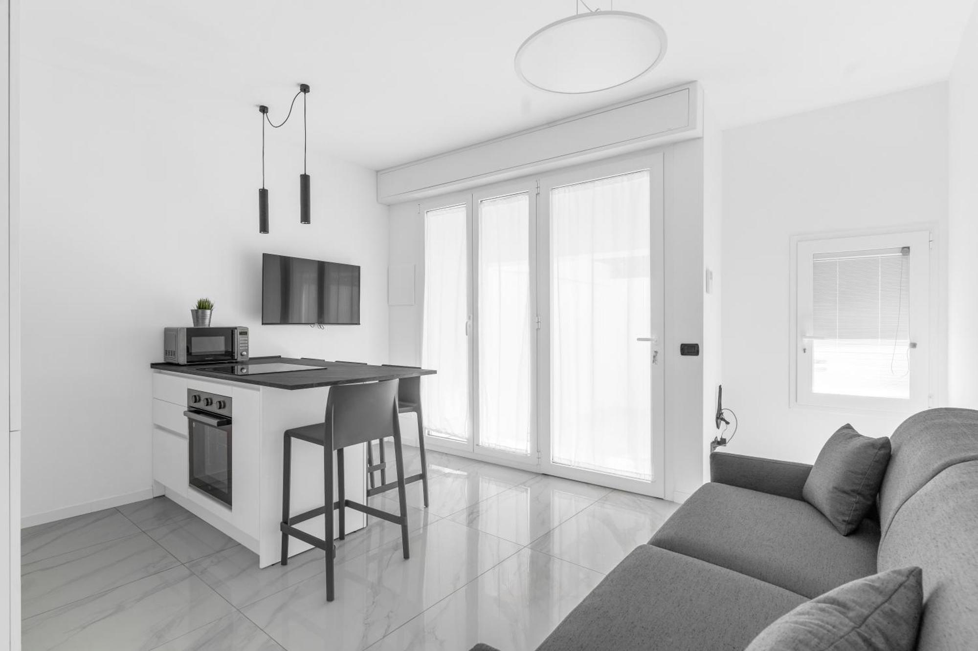 Mi Casa - Appartamento In Ponte Nuovo Mediolan Zewnętrze zdjęcie